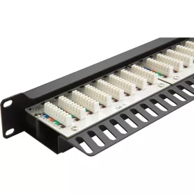   Patch panel 24-es Cat.5e UTP tehermentesítővel,1U (100-460) EXCEL