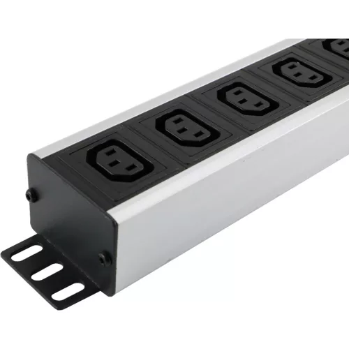 PDU 1U 19" 8xC13 kapcsolóval, 10A C14 input (555-241) Excel