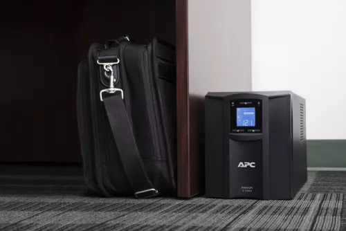APC SMC1000IC Smart-UPS Tower LCD 1000VA UPS