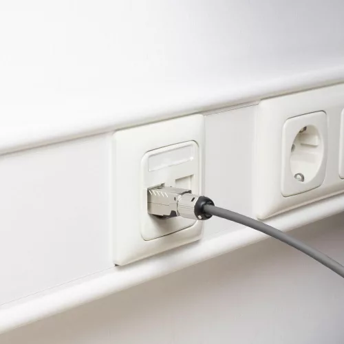 ACT Field termination plug RJ45 CAT6A shielded, toolless, 4PPoE 100W