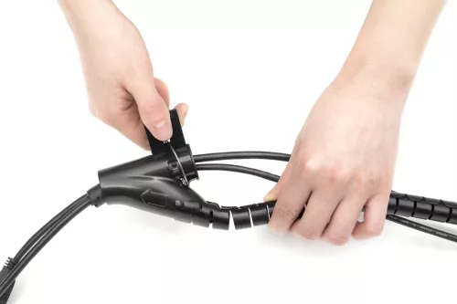 Digitus DA-90508  Flexible Cable Tube with a Pulling Aid 5m Black