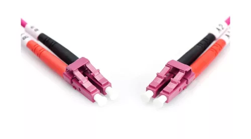 Optikai patch kábel LC-LC 50/125 OM4 duplex 20 m Violet 2 mm LSZH cable 95941