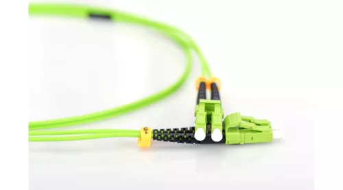 Optikai patch kábel LC-LC 50/125 OM5 duplex 3 m Zöld 2 mm LSZH kábel