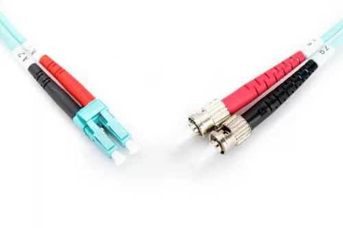 DIGITUS DK-2531-02/3 Duplex 2xLC + 2xST multimodusú OM3 50/125 LSOH 2m optikai patch kábel