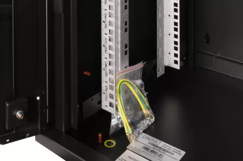 DIGITUS DN-19 09-U-SW Unique 19" 9U 509x600x450mm lapraszerelt üvegajtós fekete Unique fali rack szekrény