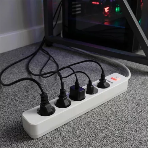 S-Link Túlfeszültségvédő - SPG501S (1,5m, 750 Joule, 16A, 3680W, 5db schuko, fehér)